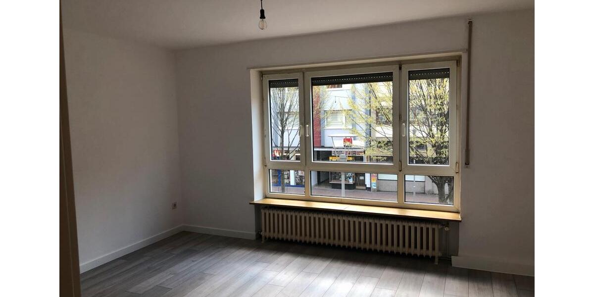 Etagenwohnung Ludwigshafen am Rhein Rheingönheim - 3 Zimmer, 80 m&sup2;, 1.200&euro; | Angebot:24804906
