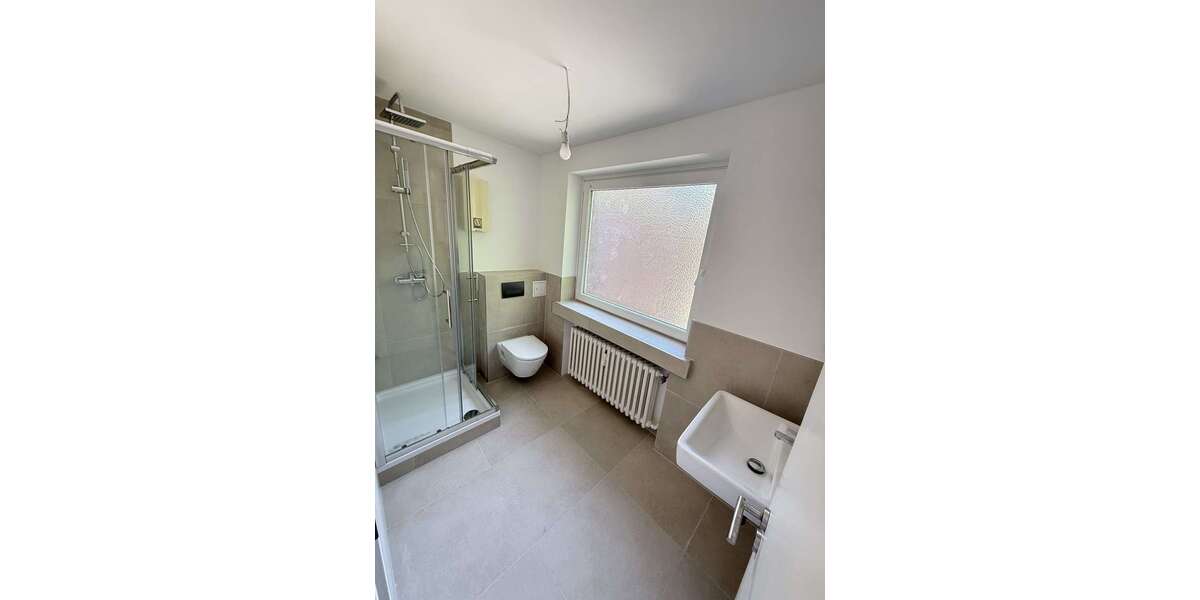 Etagenwohnung Duisburg Hamborn - 2 Zimmer, 68 m&sup2;, 650&euro; | Angebot:26757327