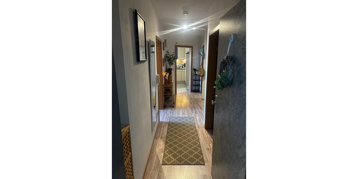 Etagenwohnung Kemnath - 3 Zimmer, 94 m&sup2;, 1.000&euro; | Angebot:26216415