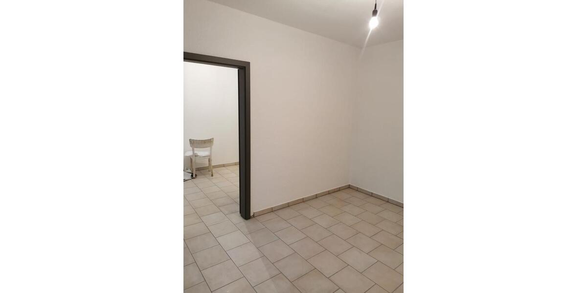 Etagenwohnung Zweibrücken - 4 Zimmer, 80 m&sup2;, 700&euro; | Angebot:24692113