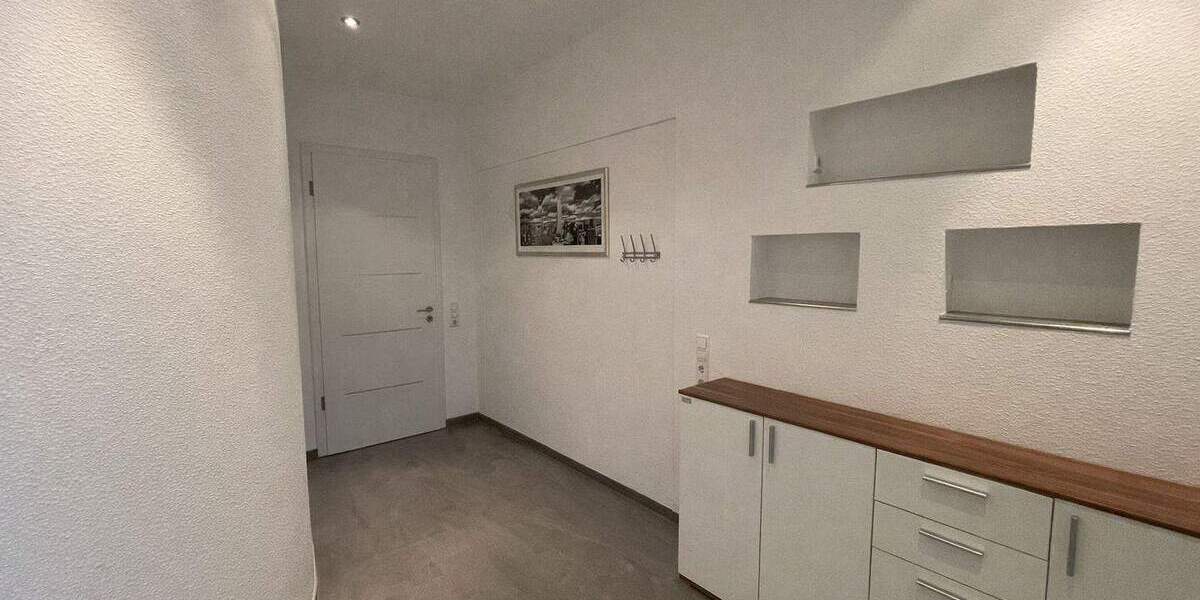 Etagenwohnung Stutensee Blankenloch - 3 Zimmer, 131 m&sup2;, 1.300&euro; | Angebot:24761781
