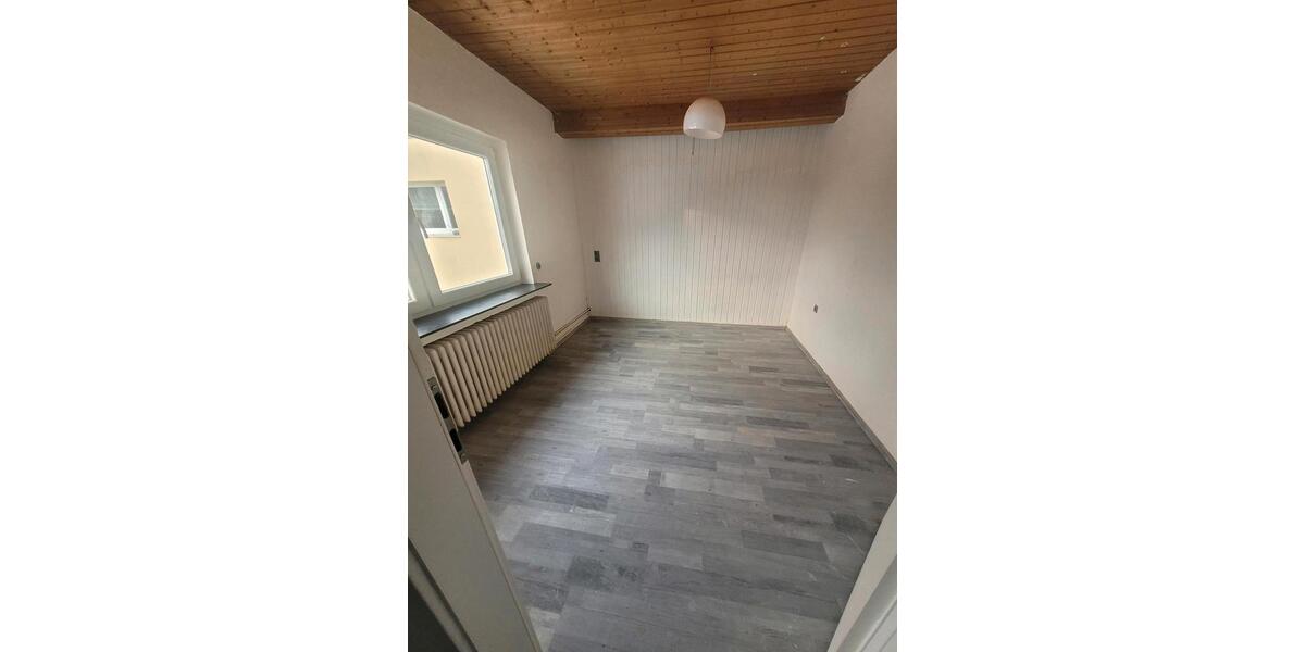 Wohnen auf Zeit Oldenburg Bürgeresch - 4 Zimmer, 80 m&sup2;, 390&euro; | Angebot:26661724