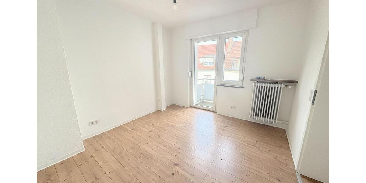 Etagenwohnung Saarbrücken West - 3 Zimmer, 71 m&sup2;, 750&euro; | Angebot:25883824