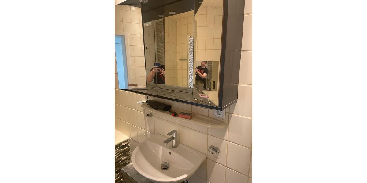 Dachgeschoßwohnung Mönchengladbach Nord - 2 Zimmer, 60 m&sup2;, 900&euro; | Angebot:26524936