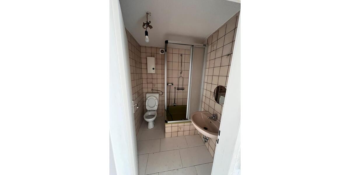 Dachgeschoßwohnung Gelsenkirchen Ückendorf - 3 Zimmer, 80 m&sup2;, 600&euro; | Angebot:25964966