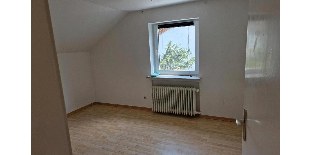 Dachgeschoßwohnung Hann. Münden - 3 Zimmer, 90 m&sup2;, 660&euro; | Angebot:26326347