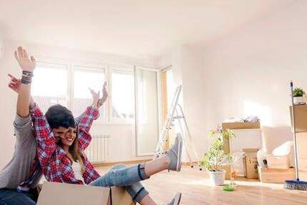 **Sofort einzugsbereit, für Single perfekt** Charmante 2-Zimmer-Wohnung, neue Einbauküche 2 zimmer