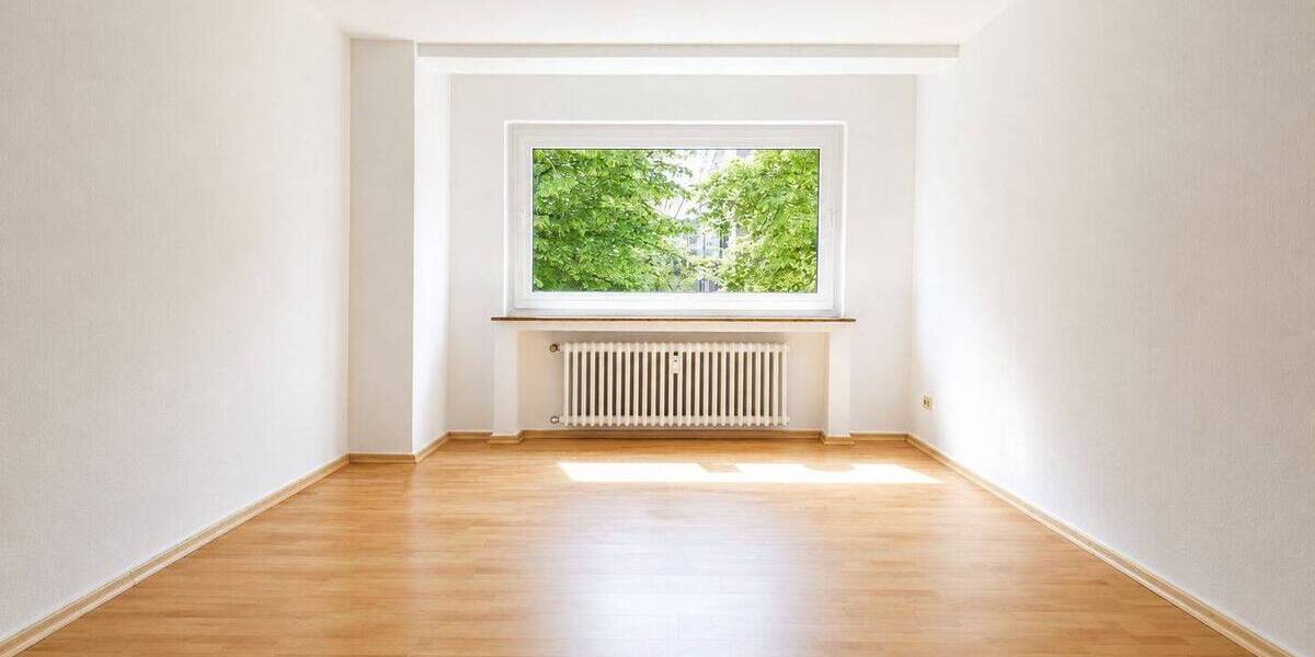 Etagenwohnung Krefeld Bockum - 3 Zimmer, 107 m&sup2;, 990&euro; | Angebot:26740807