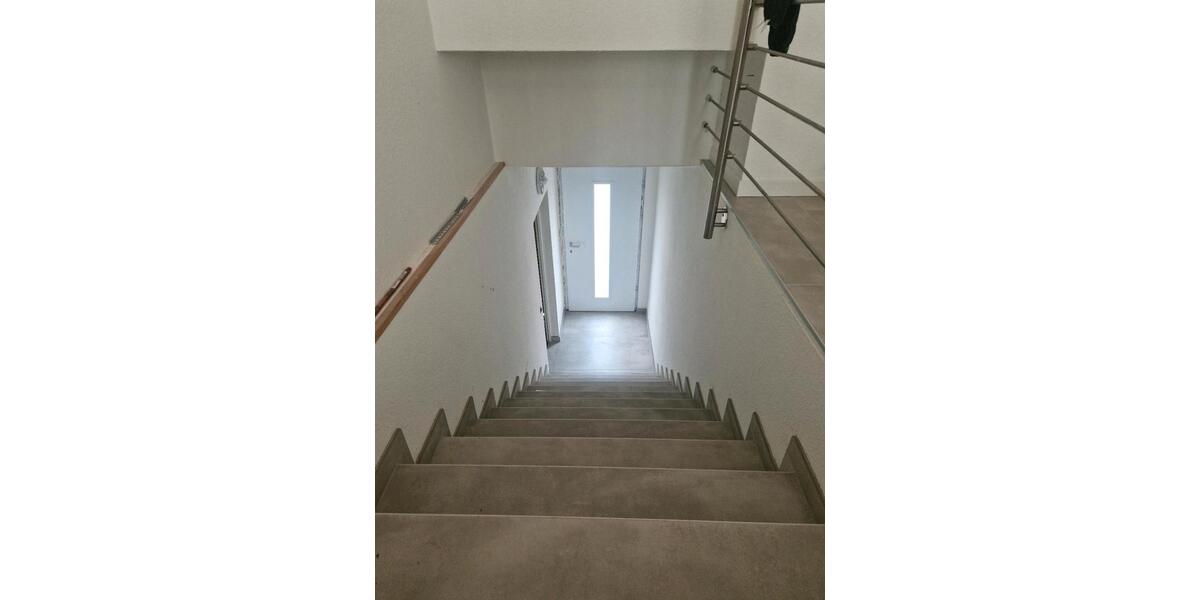 Hochparterre Püttlingen - 2 Zimmer, 90 m&sup2;, 1.130&euro; | Angebot:25948542
