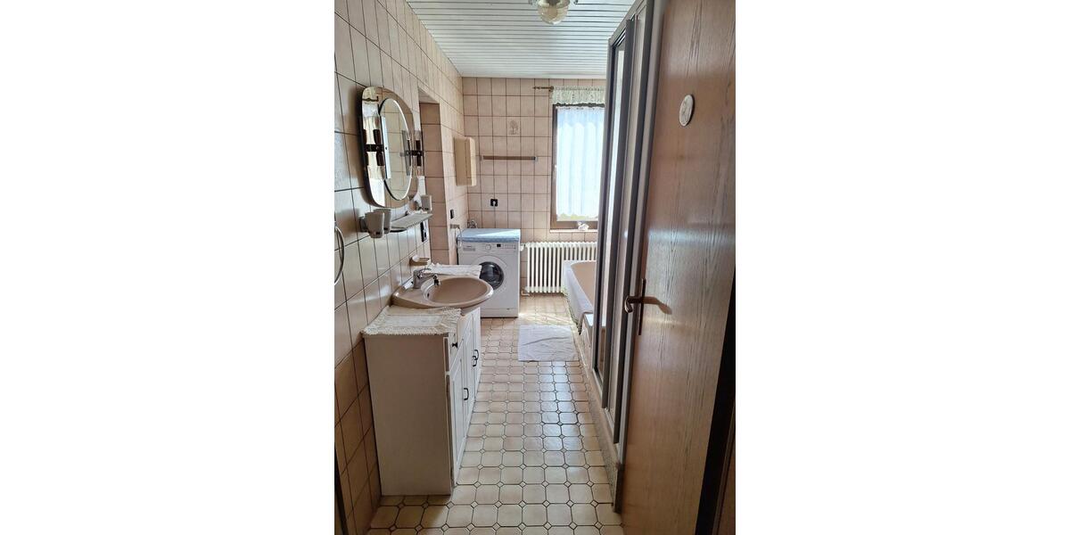 Etagenwohnung Schmitten im Taunus - 3 Zimmer, 75 m&sup2;, 600&euro; | Angebot:25711722