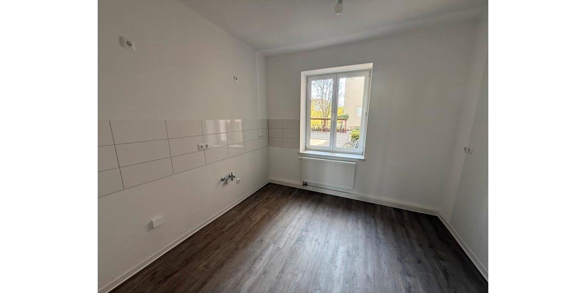 Erdgeschoßwohnung Dresden Cotta - 6 Zimmer, 124 m&sup2;, 1.086&euro; | Angebot:26684549