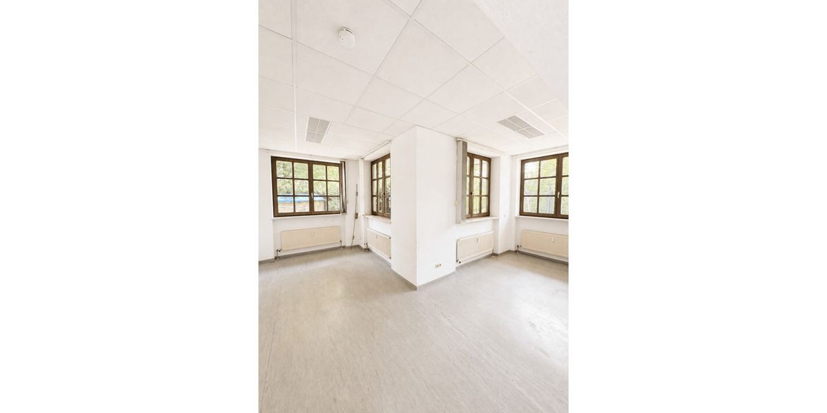 Gewerbeobjekt Vierkirchen Esterhofen - 1.095&euro; | Angebot:26617436