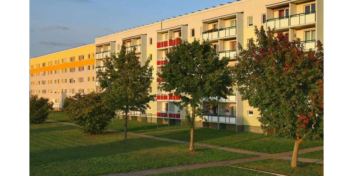 Etagenwohnung Calbe - 2 Zimmer, 49 m&sup2;, 272&euro; | Angebot:26195511