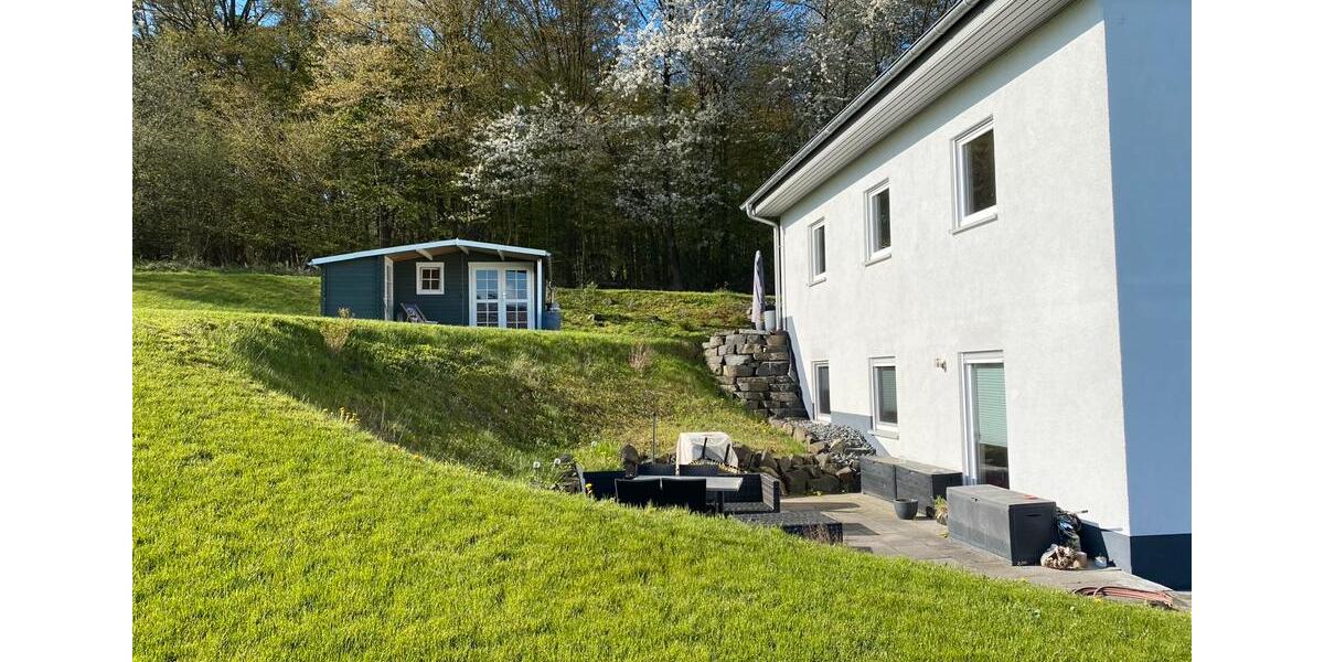 Idyllisch gelegene helle 2 Zimmer Wohnung mit Terrasse 2 zimmer