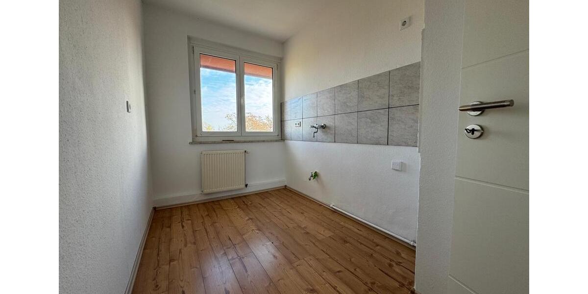 Etagenwohnung Köthen (Anhalt) - 3 Zimmer, 58 m&sup2;, 350&euro; | Angebot:26194068