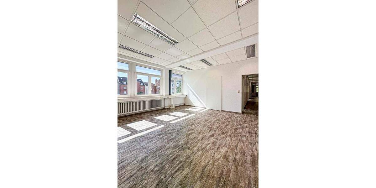 Gewerbeobjekt Kiel Exerzierplatz - 9 Zimmer, 245 m&sup2;, 3.400&euro; | Angebot:25666595