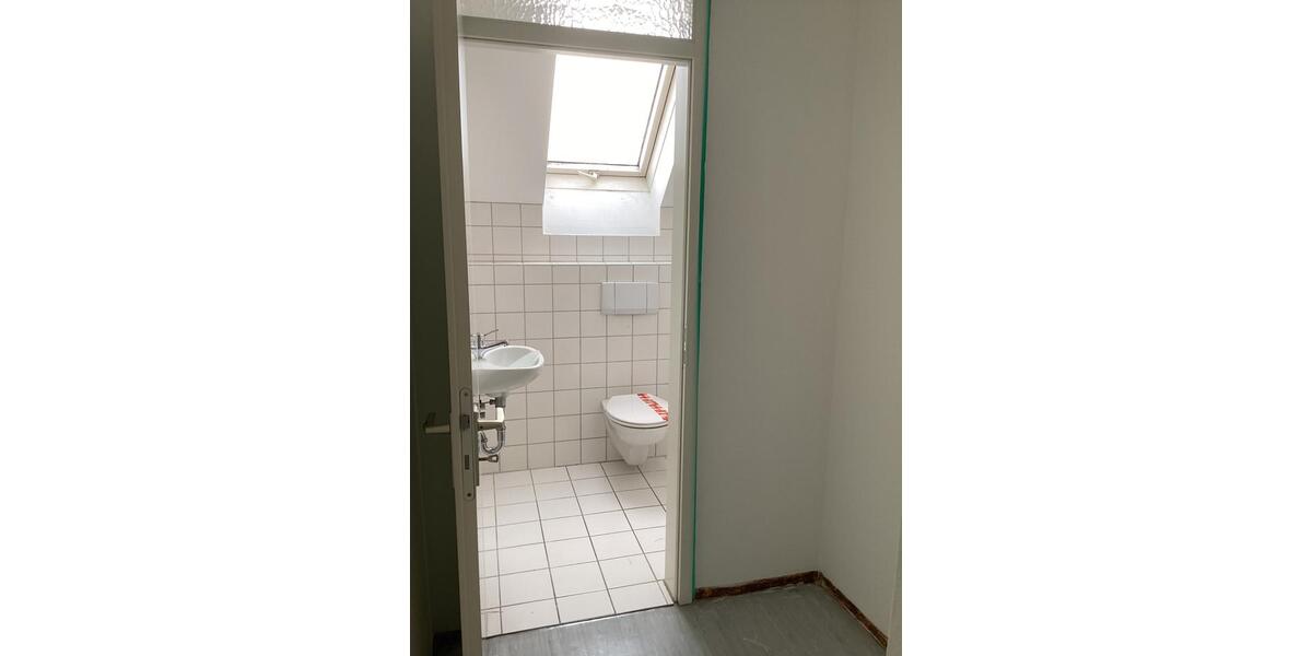 Etagenwohnung Ansbach - 3 Zimmer, 86 m&sup2;, 695&euro; | Angebot:24845580