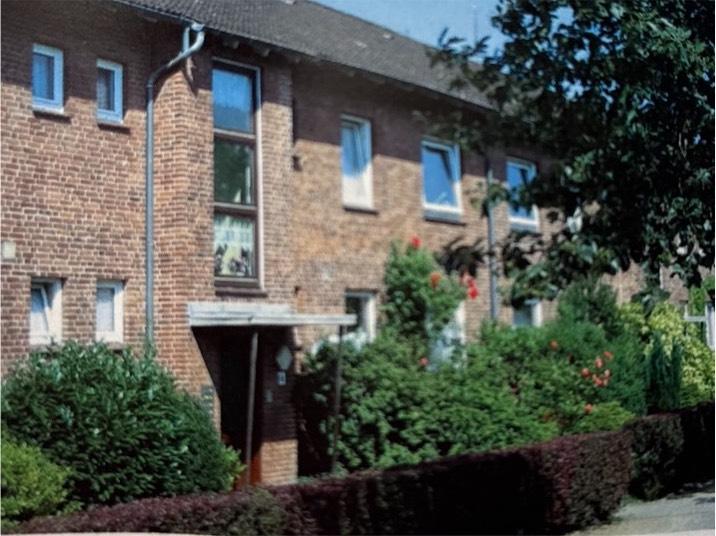2,5 - 3 Zimmer Wohnung ca. 70 qm Südwest Balkon Garage