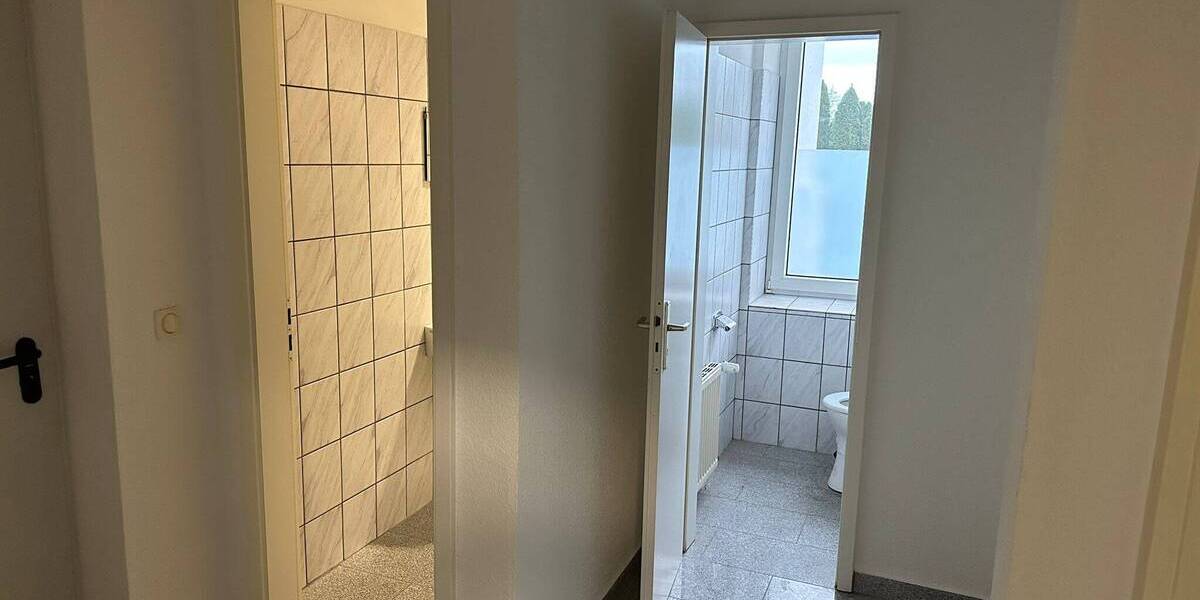Gewerbeobjekt Böhlen - 2 Zimmer, 56 m&sup2;, 750&euro; | Angebot:25744993