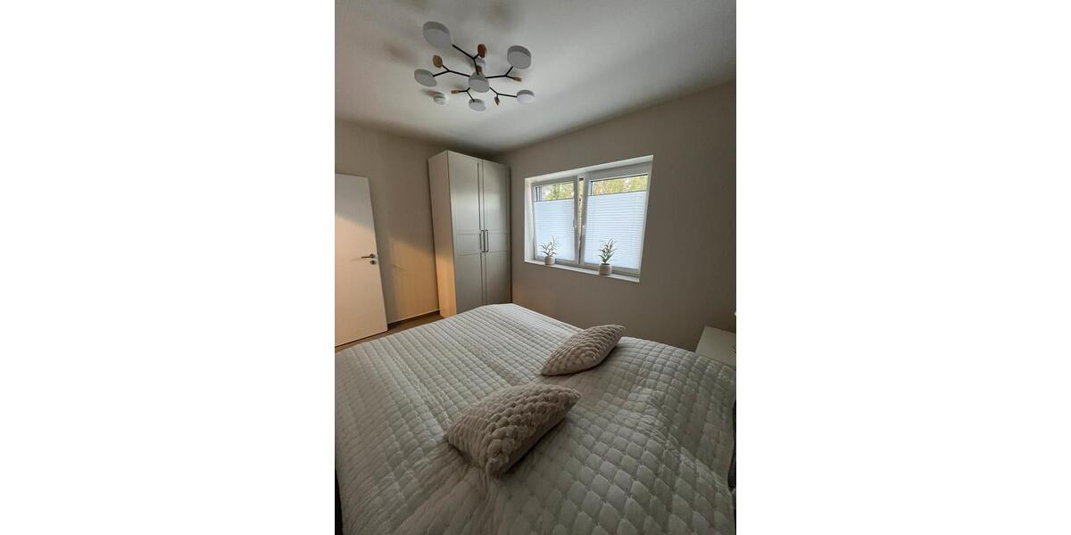 Erdgeschoßwohnung Westoverledingen - 3 Zimmer, 72 m&sup2;, 1.800&euro; | Angebot:24954126