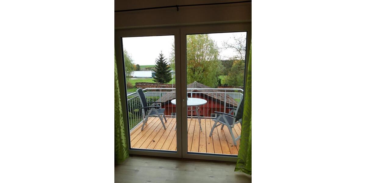 Wohnen auf Zeit Schlüsselfeld - 3 Zimmer, 65 m&sup2;, 400&euro; | Angebot:25815594