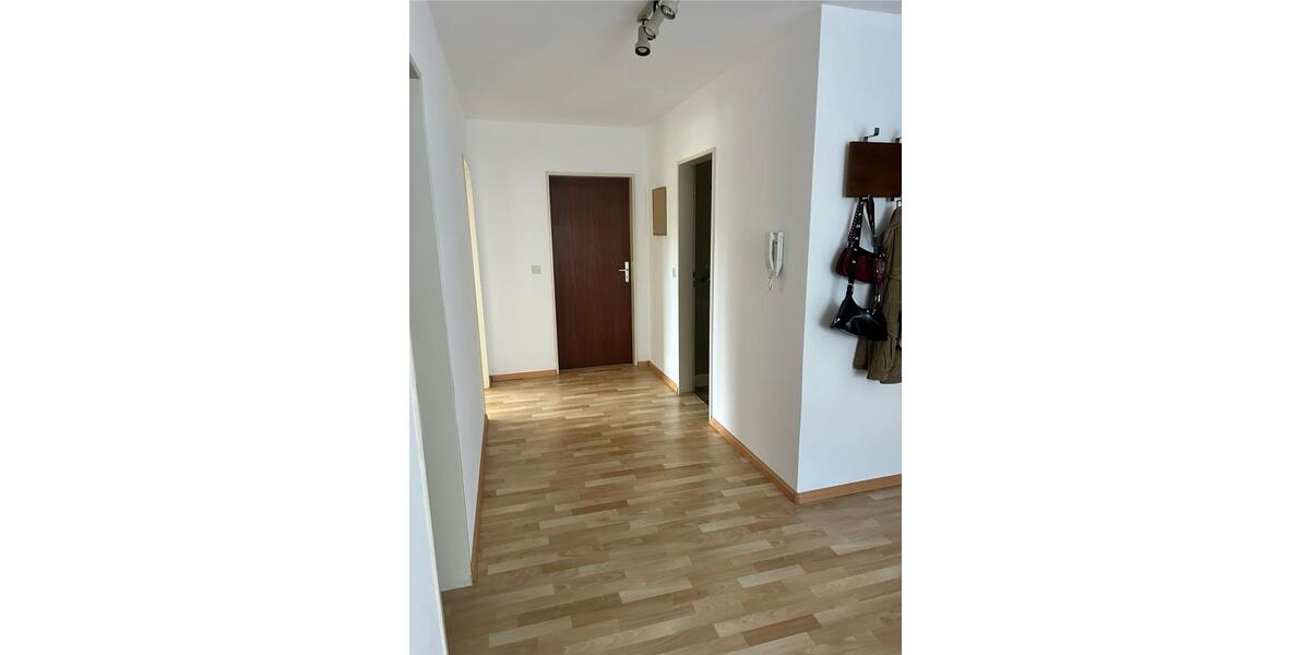 Hochparterre Lörrach - 2 Zimmer, 65 m&sup2;, 1.100&euro; | Angebot:26449307