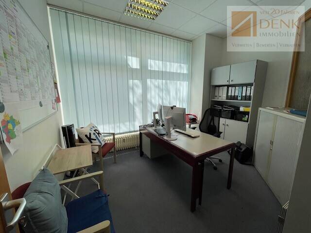 Gewerbeobjekt Kitzingen - 4 Zimmer, 90 m&sup2;, 650&euro; | Angebot:25971780