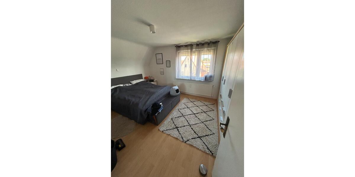 Dachgeschoßwohnung Feucht - 2 Zimmer, 45 m&sup2;, 800&euro; | Angebot:26692043