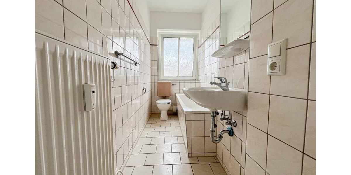 Erdgeschoßwohnung Eisenach - 2.5 Zimmer, 44 m&sup2;, 349&euro; | Angebot:26554031