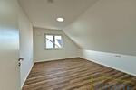 Dachgeschoßwohnung Gäufelden - 3 Zimmer, 79 m&sup2;, 1.190&euro; | Angebot:26620814