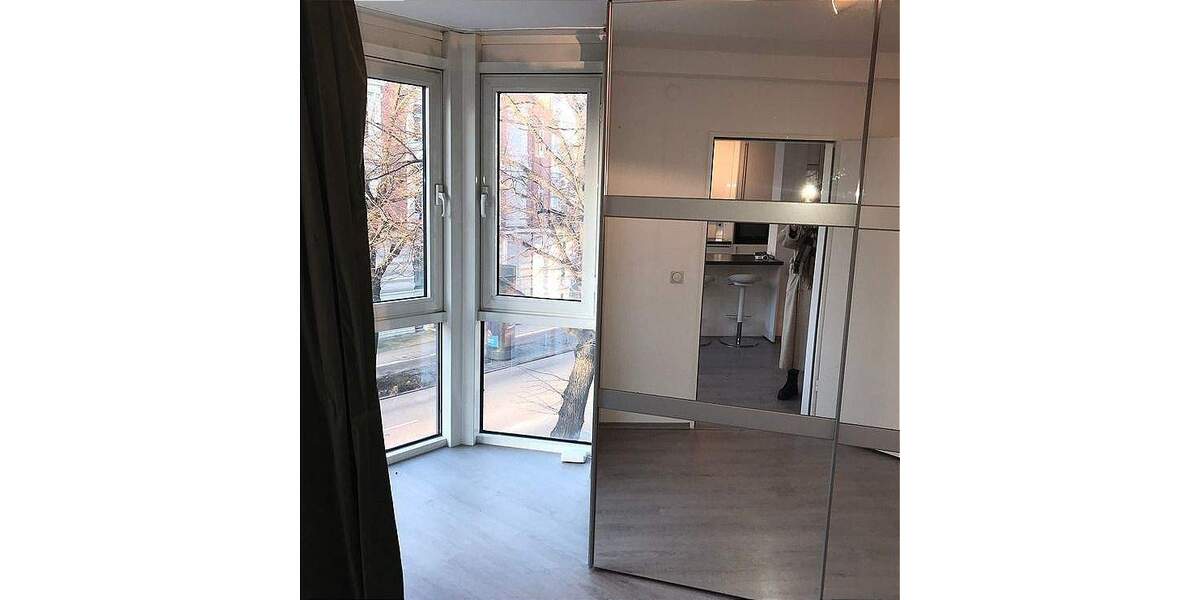 Etagenwohnung Hamburg Uhlenhorst - 3 Zimmer, 121 m&sup2;, 2.600&euro; | Angebot:25778932