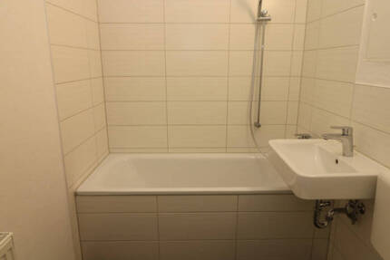 Wohnung Freiberg Freiberg Nord - 3 Zimmer, 55 m&sup2;, 359&euro; | Angebot:26572705