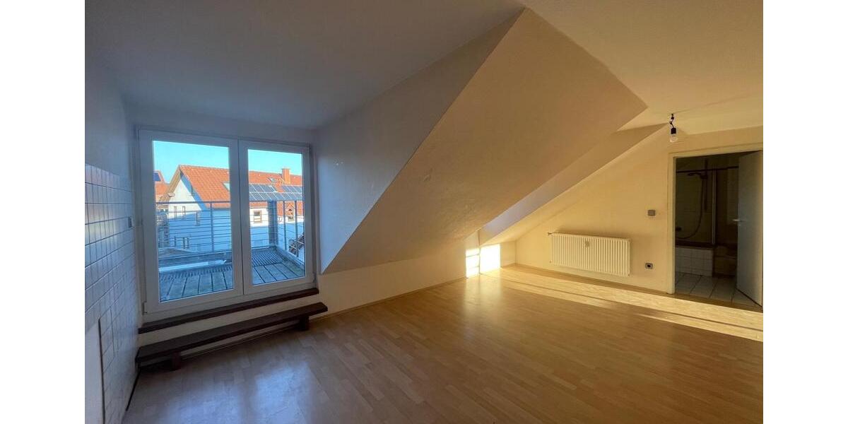 Dachgeschoßwohnung Cölbe - 3 Zimmer, 62 m&sup2;, 750&euro; | Angebot:25542878