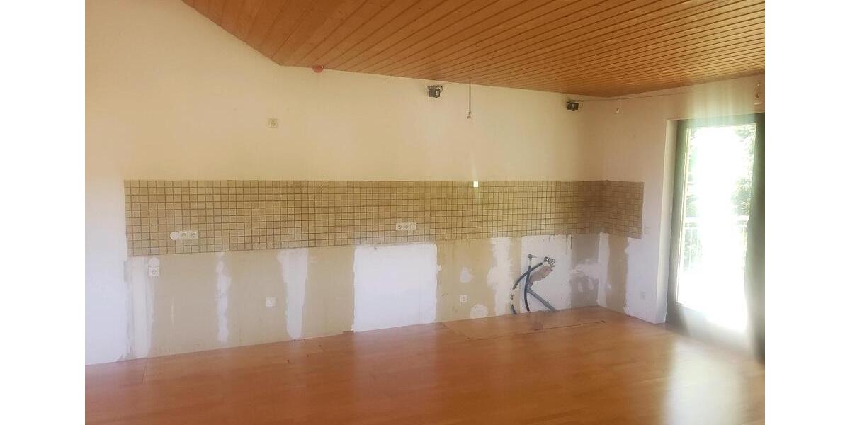 Dachgeschoßwohnung Rheinbach - 3 Zimmer, 97 m&sup2;, 850&euro; | Angebot:26110153