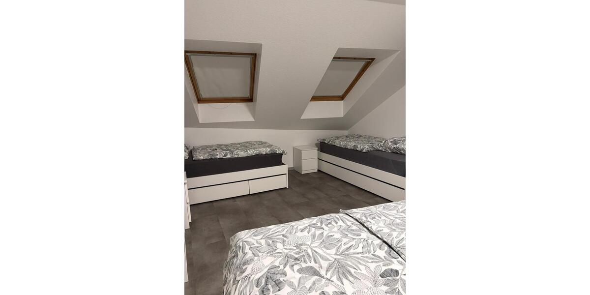 Etagenwohnung Düsseldorf - 2 Zimmer, 70 m&sup2;, 1.650&euro; | Angebot:26045515