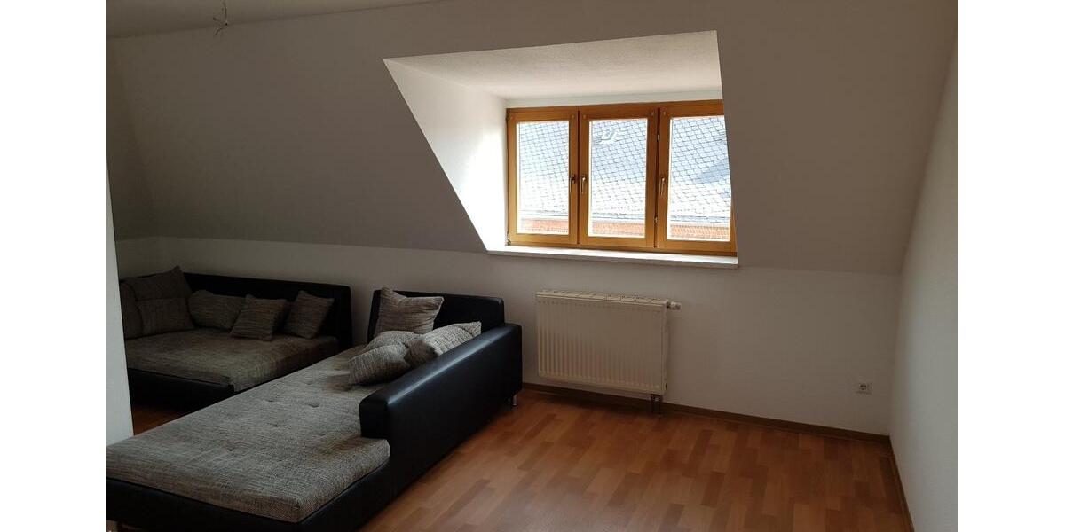 Dachgeschoßwohnung Mügeln - 2 Zimmer, 57 m&sup2;, 289&euro; | Angebot:18244736