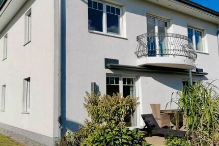 Haus Rastow - 6 Zimmer, 180 m&sup2;, 2.280&euro; | Angebot:25641665