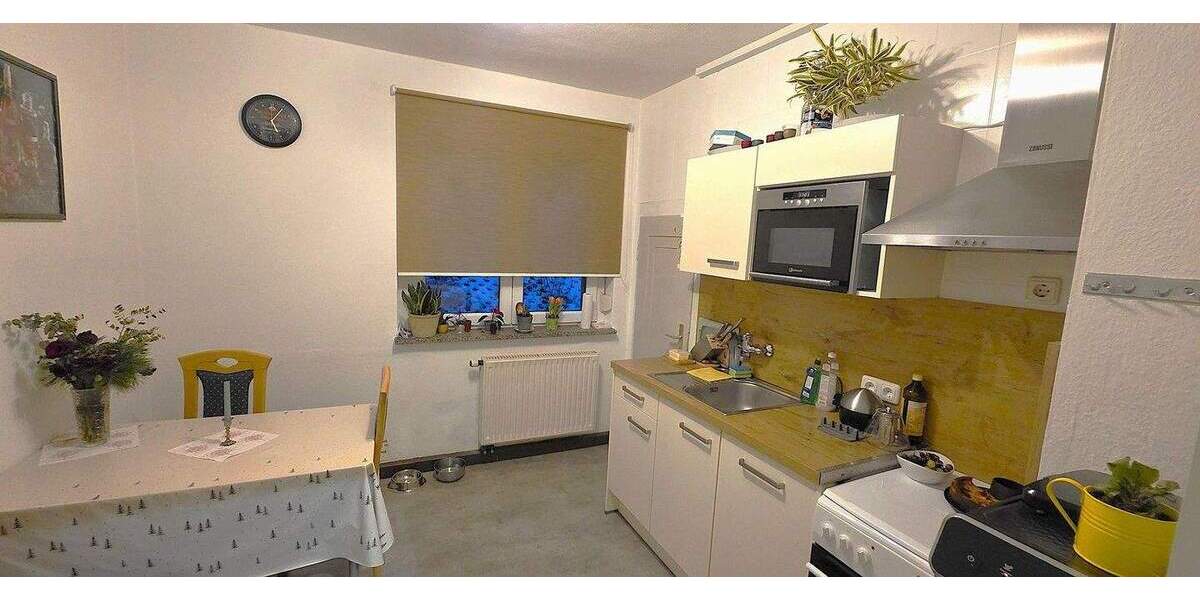 Schnuckelige 3-Raum-Wohnung im 3-Familien-Haus Schmalkalden, Einbauküche, zentrumsnah & im Grünen 3 zimmer