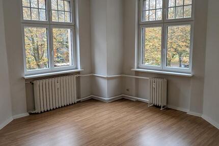 Wohnung Wilhelmshaven - 4 Zimmer, 120 m&sup2;, 700&euro; | Angebot:25141848