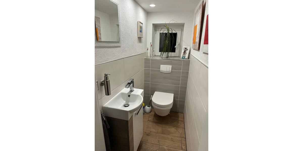 Reihenhaus Uslar - 5.5 Zimmer, 140 m&sup2;, 1.150&euro; | Angebot:24842663