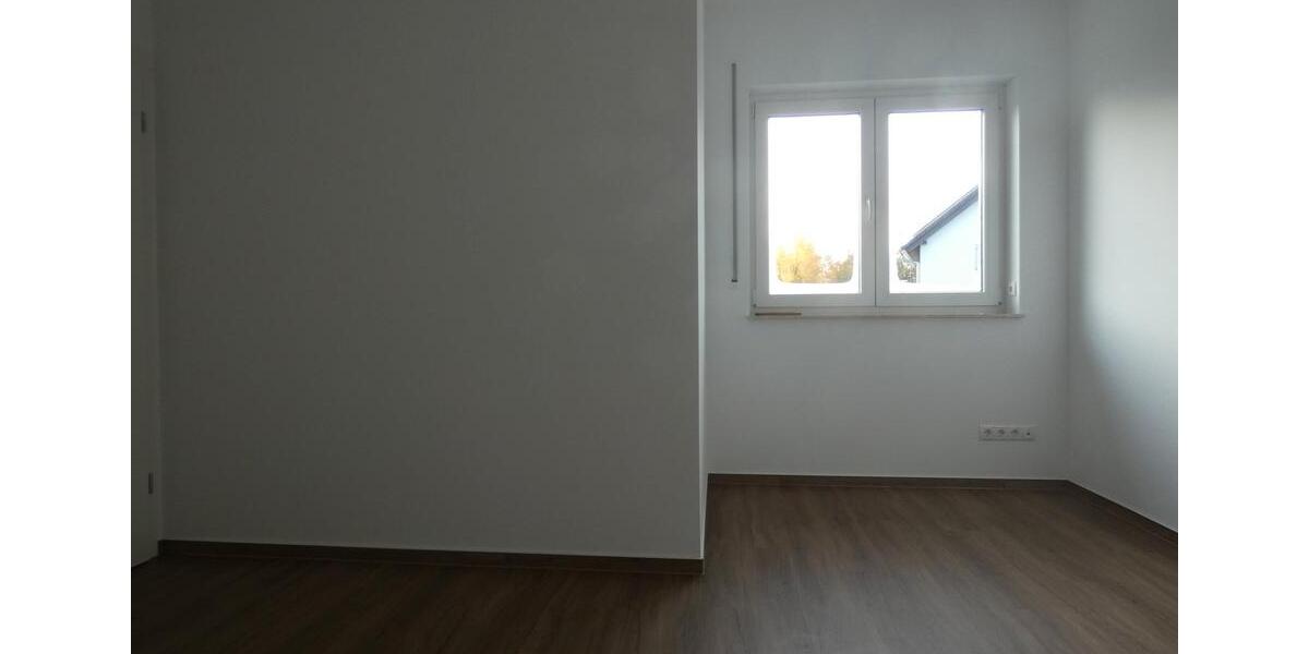 Bungalow Zwickau Zwickau-West - 3 Zimmer, 113 m&sup2;, 1.240&euro; | Angebot:26045165