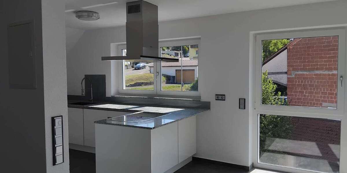 Etagenwohnung Weissach im Tal - 3.5 Zimmer, 89 m&sup2;, 1.200&euro; | Angebot:27056308