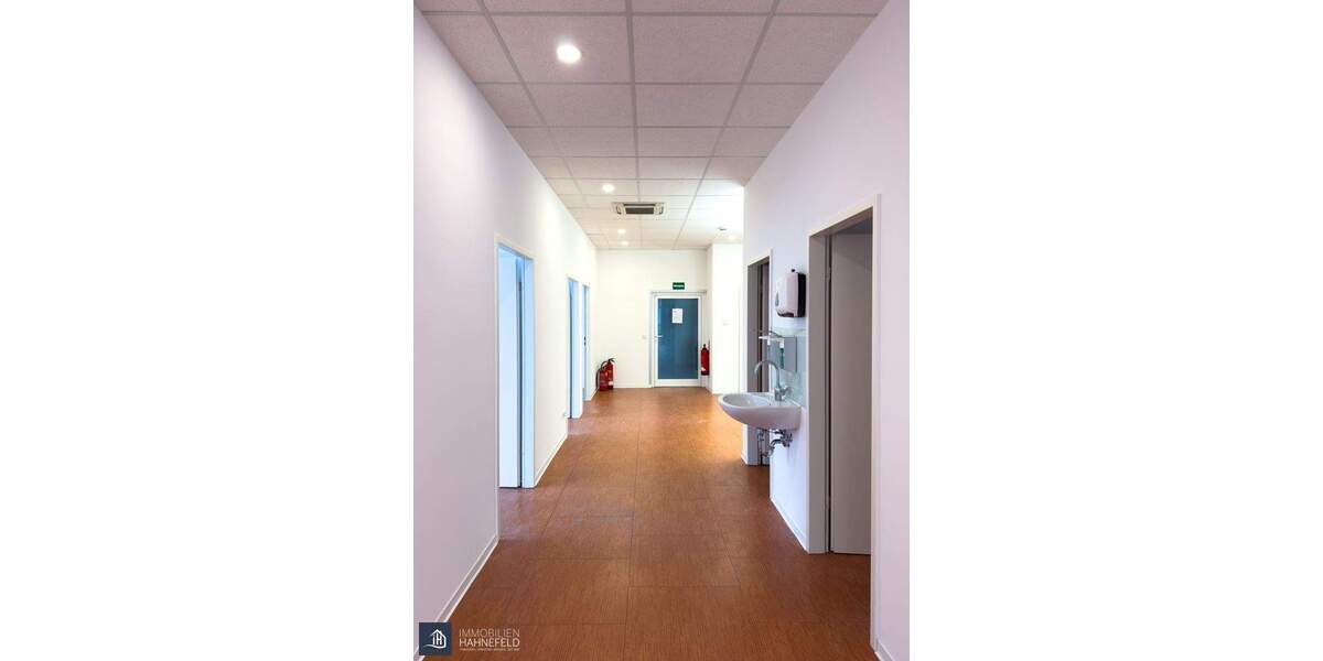 Gewerbeobjekt Limburg - 7 Zimmer, 154 m&sup2;, 1.540&euro; | Angebot:25708015