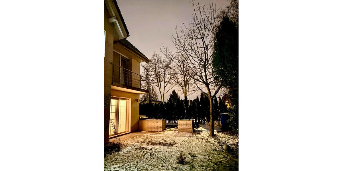 Doppelhaushälfte Schönefeld - 3 Zimmer, 70 m&sup2;, 1.850&euro; | Angebot:26532770