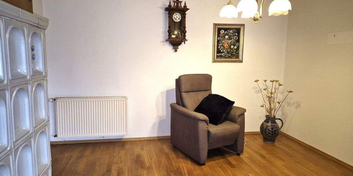 Einfamilienhaus Saterland / Scharrel (Oldenburg) Scharrel - 7 Zimmer, 246 m&sup2;, 1.200&euro; | Angebot:24873775