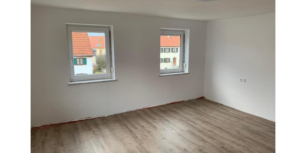 Doppelhaushälfte Kirchheim In Schwaben - 3.5 Zimmer, 134 m&sup2;, 940&euro; | Angebot:26043429
