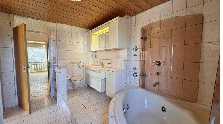 Etagenwohnung Leinfelden-Echterdingen Echterdingen - 3 Zimmer, 82 m&sup2;, 1.200&euro; | Angebot:26632321