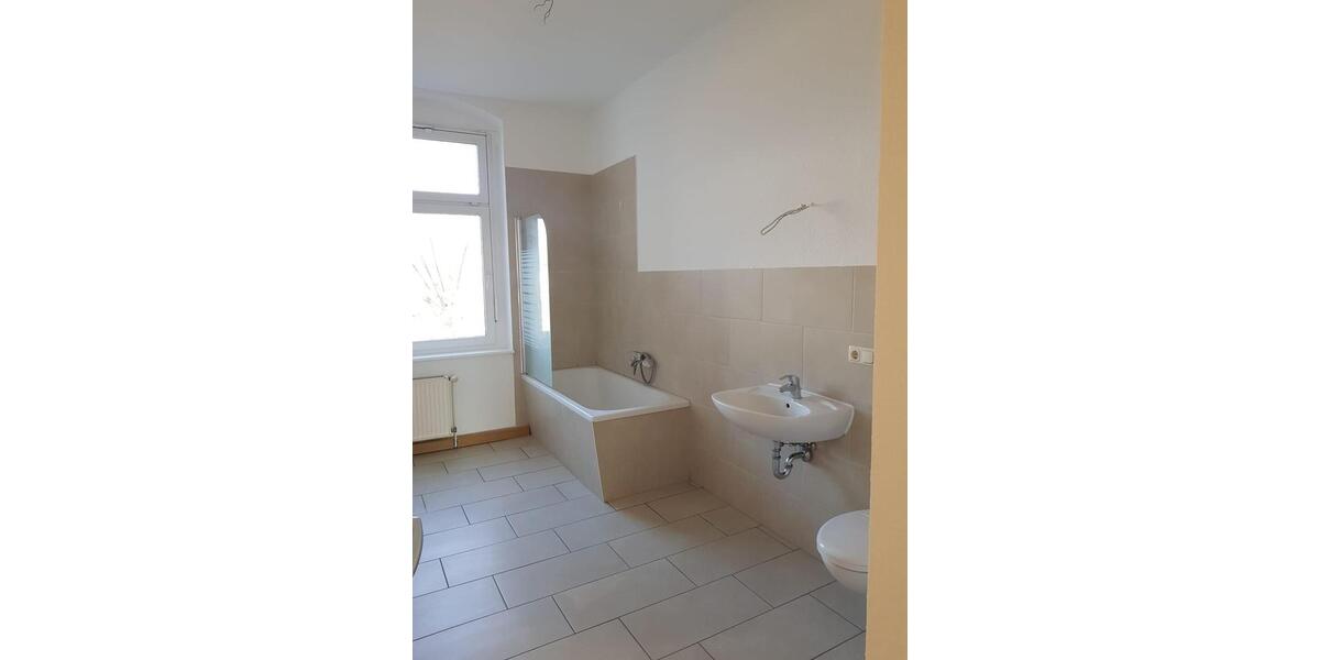 Großzügige 3 Zimmer Altbau Wohnung 3 zimmer