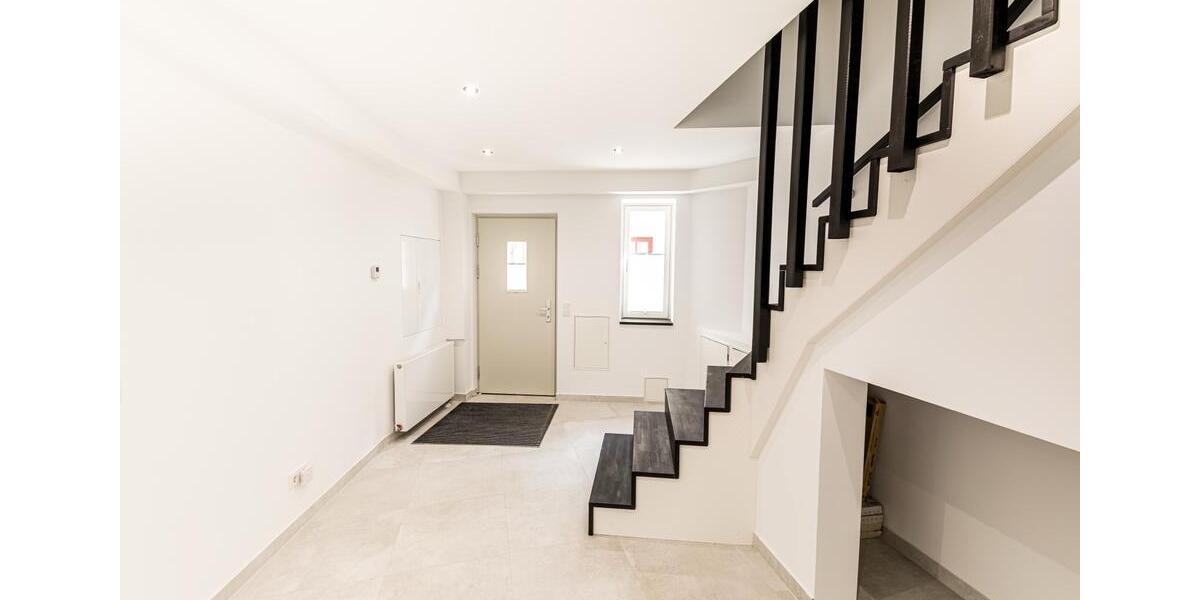 Reihenhaus Wismar Altstadt - 4 Zimmer, 140 m&sup2;, 1.800&euro; | Angebot:25221704