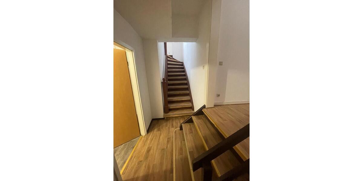 Maisonettenwohnung Idar-Oberstein Oberstein - 3 Zimmer, 90 m&sup2;, 608&euro; | Angebot:26662807